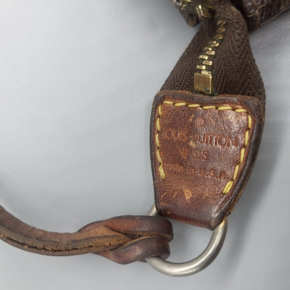 LOUIS VUITTON VINTAGE POCHETTE ACCESSOIRES - Picture 11 of 16